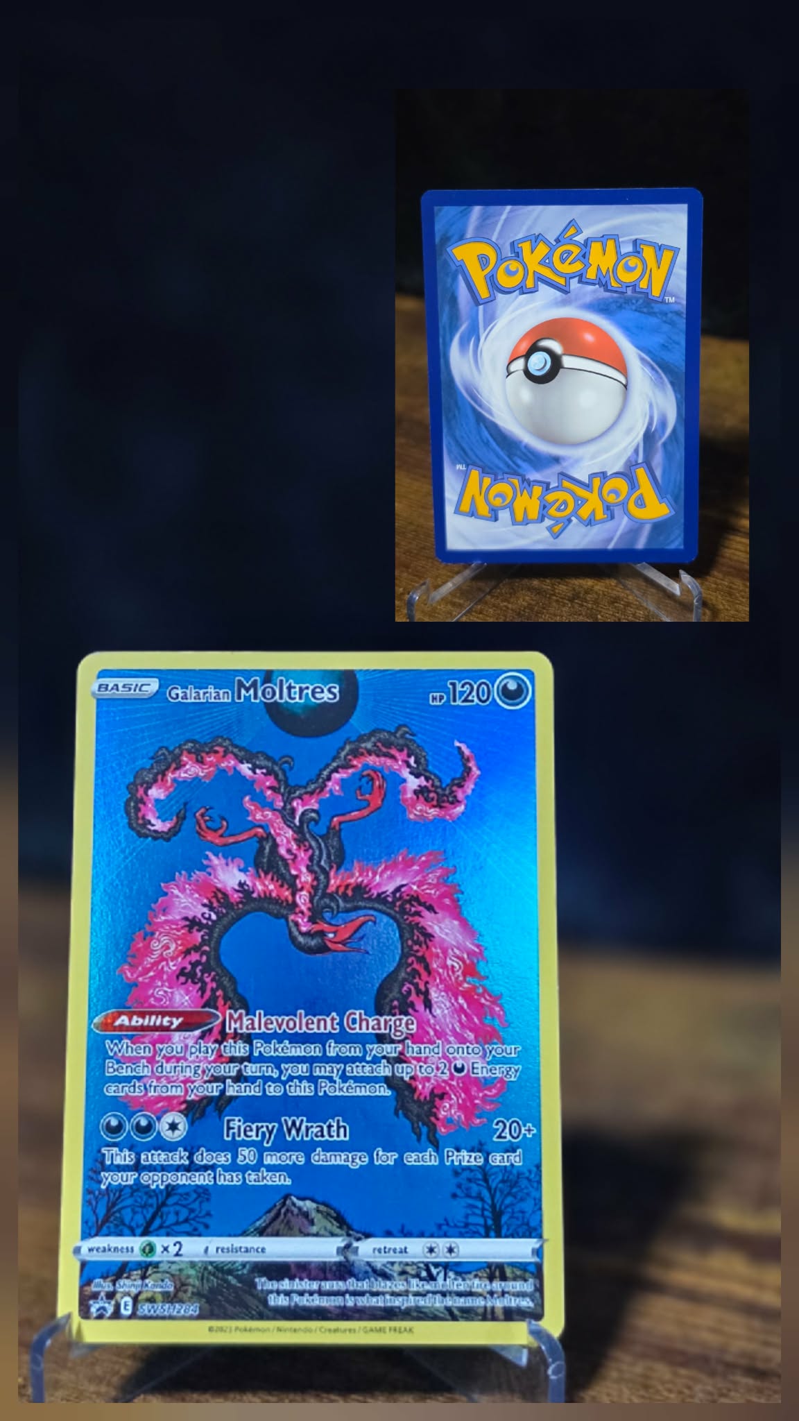 Galarian Moltres SWSH284 – Black Star Promo